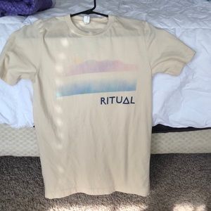 VINTAGE TEE